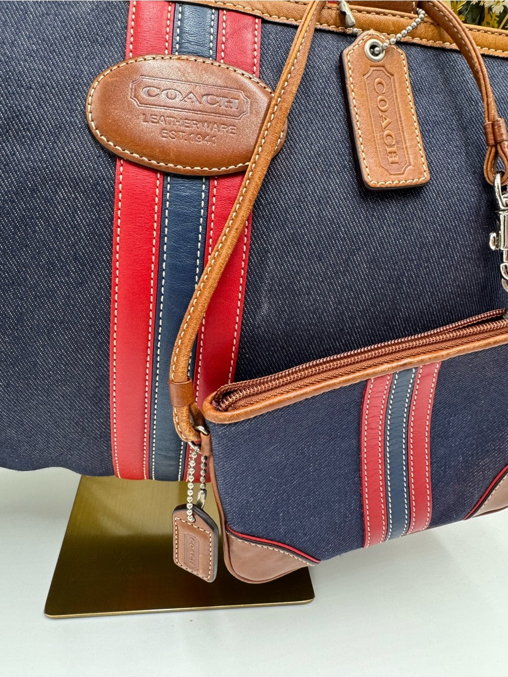 Coach Vintage Hamptons Weekend Slim Denim Stripe Tote & Wristlet Set - Picture 3 of 12